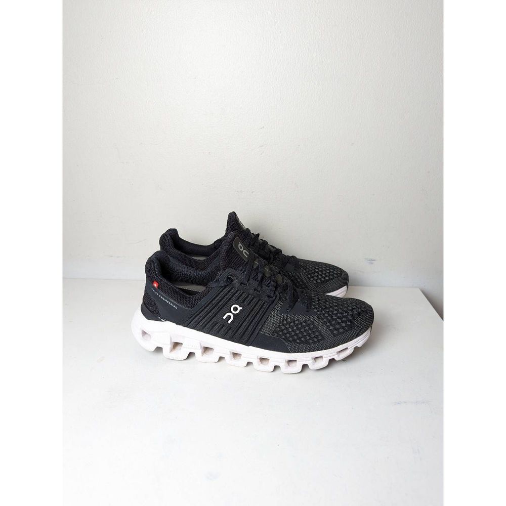 On Running Black and White Athletic Shoes - Picture 3 of 10